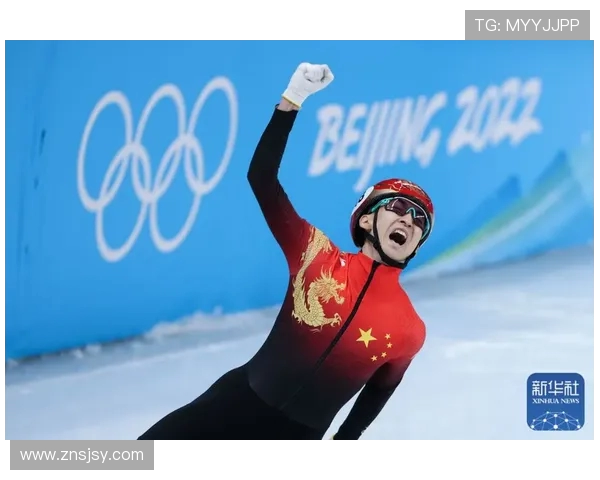 广州飞盘队在世界攀岩锦标赛中的团队协作表现精彩点评