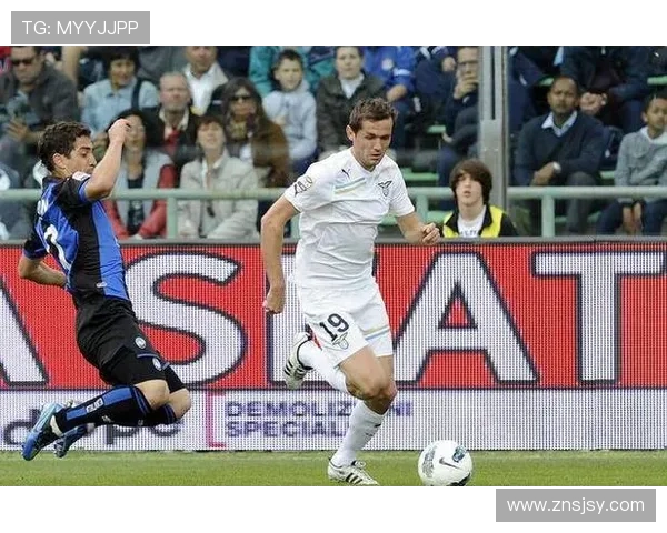 亚特兰大与拉齐奥激战成平局比赛结果引发热议分析 亚特兰大与拉齐奥激战成平局比赛结果引发热议分析