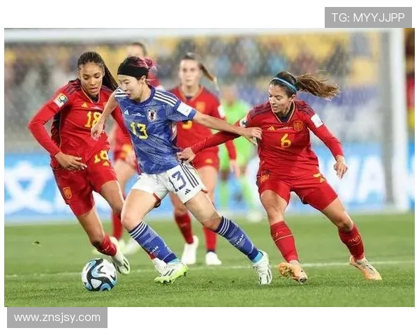 法国与哥伦比亚比赛中换人策略分析与影响探讨 法国与哥伦比亚比赛中换人策略分析与影响探讨