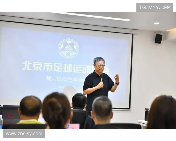 陈林坚的篮球之路:从青涩少年到职业赛场的辉煌成就与奋斗历程 陈林坚的篮球之路:从青涩少年到职业赛场的辉煌成就与奋斗历程