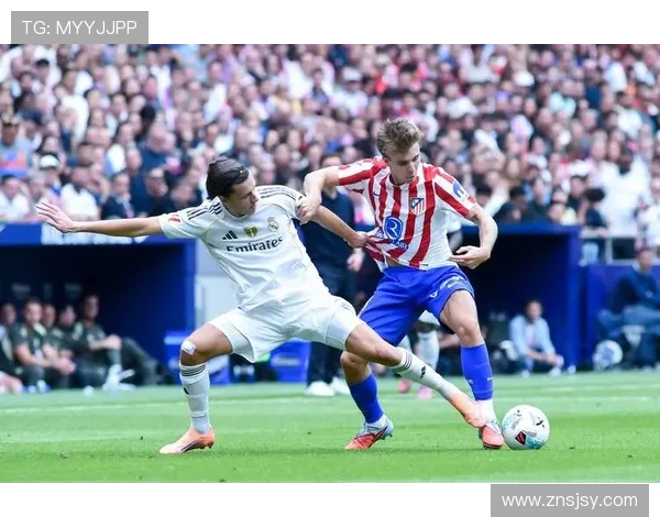 马德里德比解析：马竞与皇马的战术博弈与手法对抗