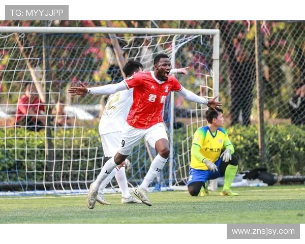 广州足球队防守分析：优缺点与未来改进方向探讨