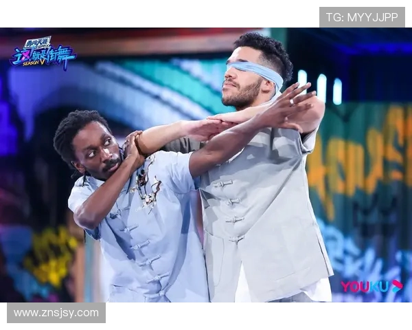 杭州街舞队配合引发热议舞者之间的默契与争议探讨 杭州街舞队配合引发热议舞者之间的默契与争议探讨