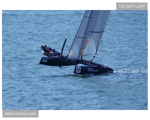 赛后分析:武汉极限运动队与西安极限运动队的战术意识与团队协作对比 赛后分析:武汉极限运动队与西安极限运动队的战术意识与团队协作对比